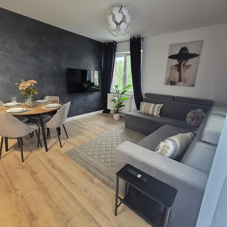 Komfortowy Z Dwiema Sypialniami Apartament *