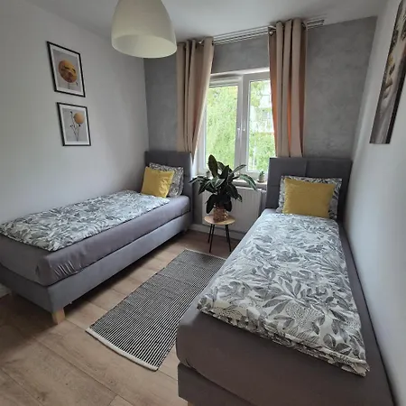 Komfortowy Z Dwiema Sypialniami Apartament